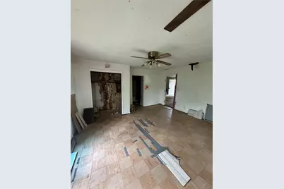 6921 Charbonneau Road, Lake Worth, TX 76135 - Photo 15