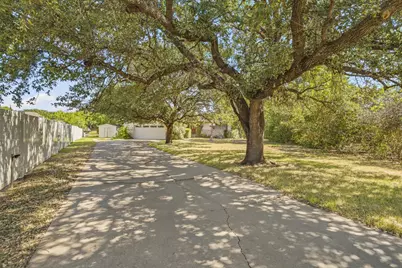 4017 Dakota Trail, Granbury, TX 76048 - Photo 3