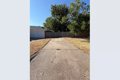 1437 W Ball Street, Weatherford, TX 76086 - Photo 17