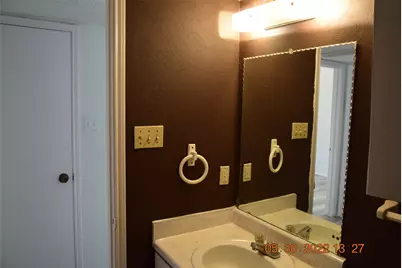 1705 Patricia Street, Arlington, TX 76012 - Photo 9