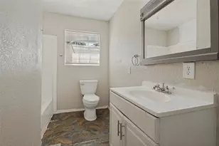 336 Belle St, Bedford, TX 76022 - Photo 19
