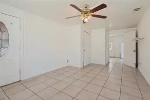 336 Belle St, Bedford, TX 76022 - Photo 17