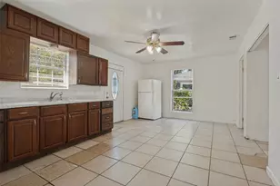 336 Belle St, Bedford, TX 76022 - Photo 9