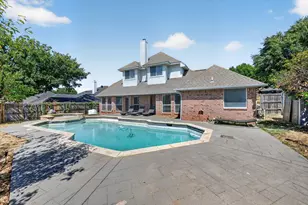 305 Brazil Dr, Hurst, TX 76054 - Photo 35