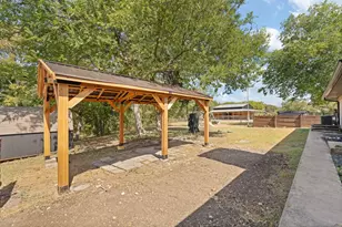 453 Rocky Acres Rd, Cedar Hill, TX 75104 - Photo 31