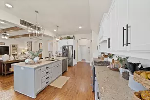 1110 Denton Creek Dr, Justin, TX 76247 - Photo 13