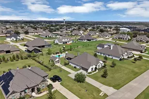 1110 Denton Creek Dr, Justin, TX 76247 - Photo 29