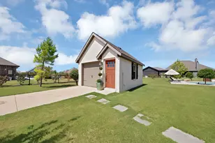 1110 Denton Creek Dr, Justin, TX 76247 - Photo 27
