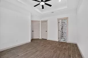 5849 Black Pine Cir, Granbury, TX 76048 - Photo 15