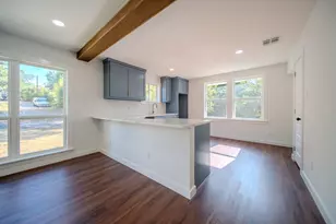 7054 Fairdale Ave, Dallas, TX 75227 - Photo 9
