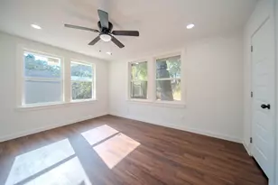 7054 Fairdale Ave, Dallas, TX 75227 - Photo 11