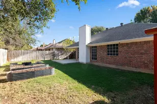 7305 Amber Dr, Watauga, TX 76148 - Photo 33