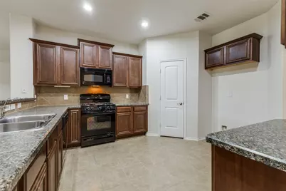608 Byron Nelson Drive, McKinney, TX 75072 - Photo 9