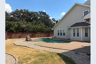 1911 Buffalo Bend Drive, Lewisville, TX 75067 - Photo 1