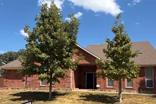 1911 Buffalo Bend Dr, Lewisville, TX 75067 - Photo 3