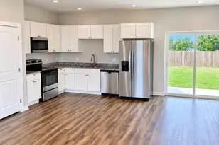 3840 Skylane Ave, Corsicana, TX 75110 - Photo 3