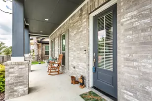 229 E 5th St, Ferris, TX 75125 - Photo 3