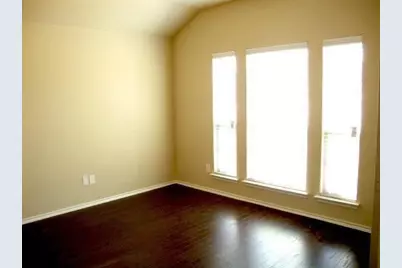 1008 Evers Drive, McKinney, TX 75071 - Photo 5