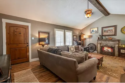 6515 Contrary Creek Road, Granbury, TX 76048 - Photo 5