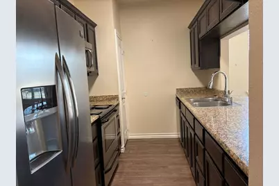 802 E 21st, Cisco, TX 76437 - Photo 5