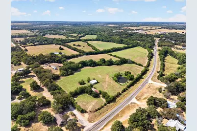 913 County Road 4232, Bonham, TX 75418 - Photo 1