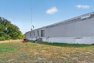 913 Co Rd 4232, Bonham, TX 75418 - Photo 27