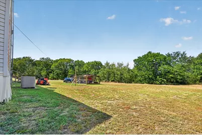 913 County Road 4232, Bonham, TX 75418 - Photo 25