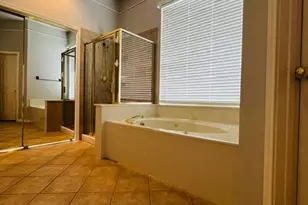 8648 Mill Creek Rd, Irving, TX 75063 - Photo 5