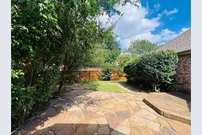 8648 Mill Creek Road, Irving, TX 75063 - Photo 15