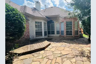 8648 Mill Creek Road, Irving, TX 75063 - Photo 17