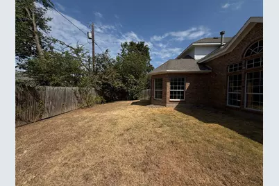 1803 High Meadow Street, Glenn Heights, TX 75154 - Photo 5