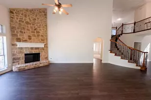 1803 High Meadow St, Glenn Heights, TX 75154 - Photo 3