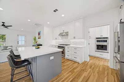 8600 Forest Hills Boulevard, Dallas, TX 75218 - Photo 9