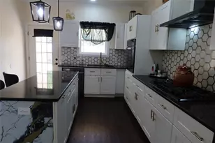 1317 34th St, Wichita Falls, TX 76302 - Photo 7