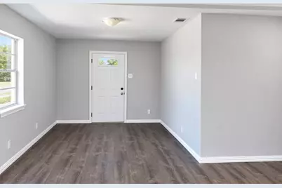 1549 Murray Drive, Garland, TX 75042 - Photo 5