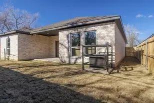 1336 E Fogg St, Fort Worth, TX 76115 - Photo 31