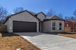 1336 E Fogg St, Fort Worth, TX 76115 - Photo 1