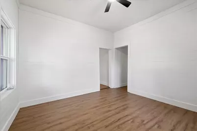417 E Hughes Street, Collinsville, TX 76233 - Photo 21