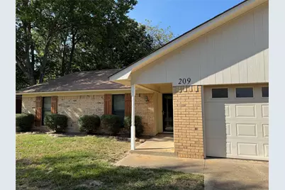 209 Magnolia Lane, Chandler, TX 75758 - Photo 1