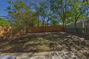 510 S Westmoreland Rd, Dallas, TX 75211 - Photo 23