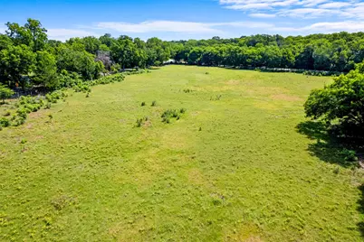 1213 S Houston School Road, Lancaster, TX 75146 - Photo 7
