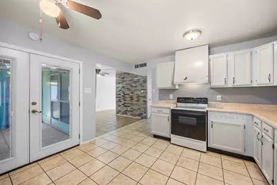 8817 Millwood Drive, Rowlett, TX 75088 - Photo 11