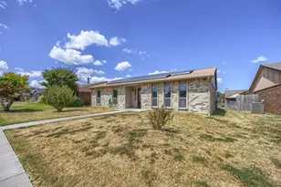 8817 Millwood Dr, Rowlett, TX 75088 - Photo 3
