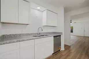 1617 Avenue A, Grand Prairie, TX 75051 - Photo 11