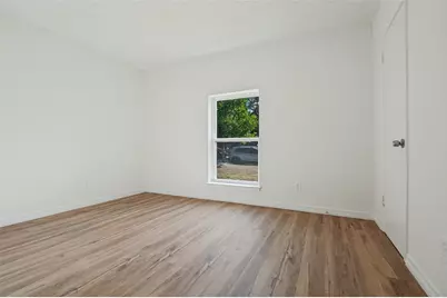 1617 Avenue A, Grand Prairie, TX 75051 - Photo 19