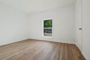 1617 Avenue A, Grand Prairie, TX 75051 - Photo 19