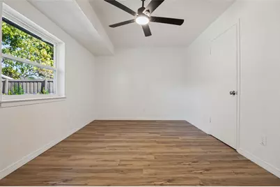 1617 Avenue A, Grand Prairie, TX 75051 - Photo 15