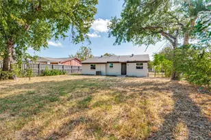 1617 Avenue A, Grand Prairie, TX 75051 - Photo 25