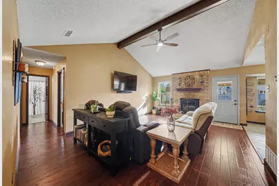 7624 Maplehill Road, Watauga, TX 76148 - Photo 7