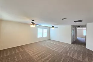 8108 Stowe Springs Ln, Arlington, TX 76002 - Photo 3